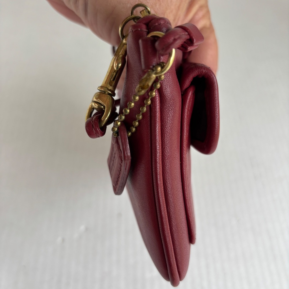 Coach Vintage Red Leather‎ Turnlock Wristlet Clutch Glove Tanned Cowhide 7.5in - Picture 4 of 10